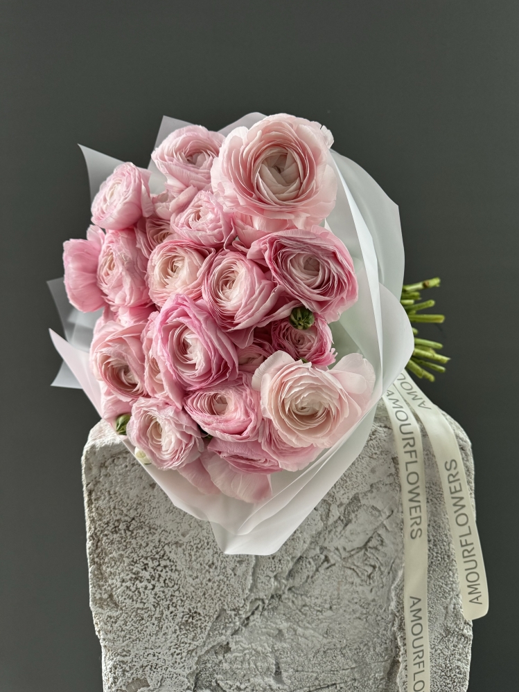 Ранункулюсы 35шт ― Amourflowers