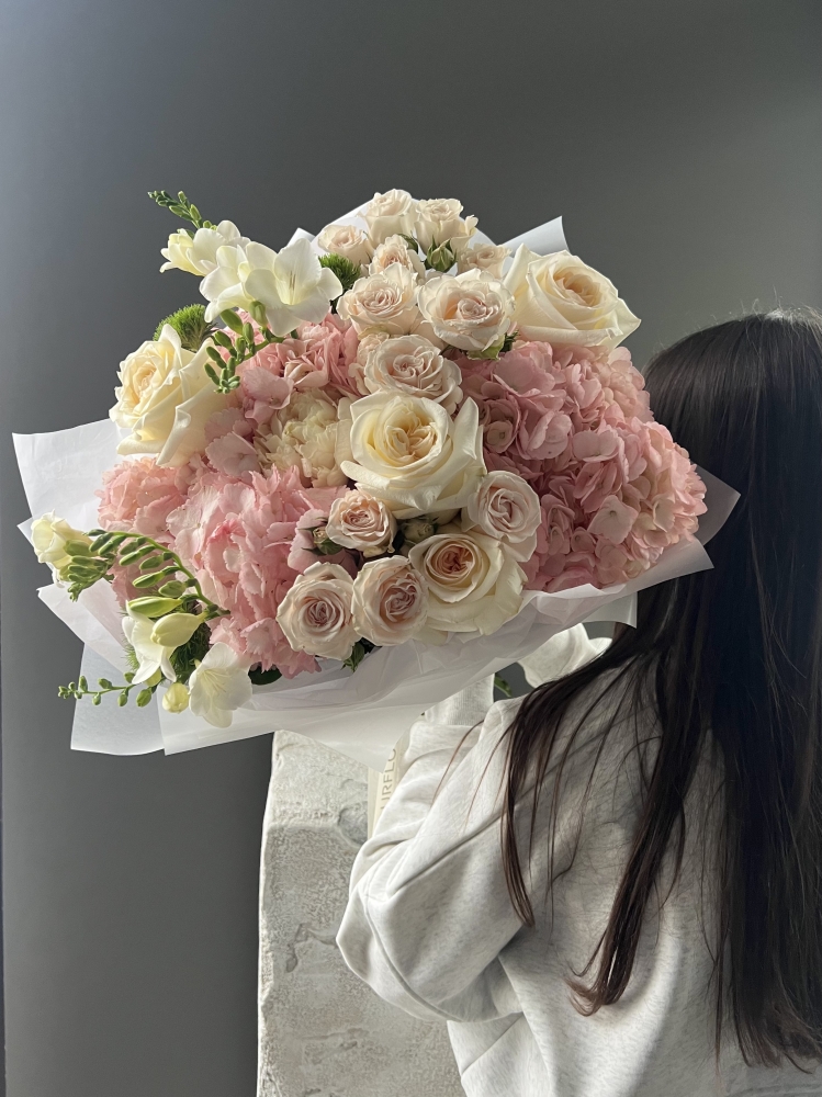 Легкая улыбка ― Amourflowers