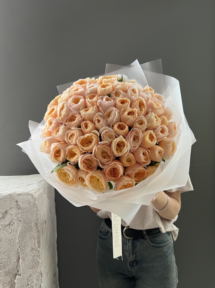 Пионовидные розы 101шт ― Amourflowers